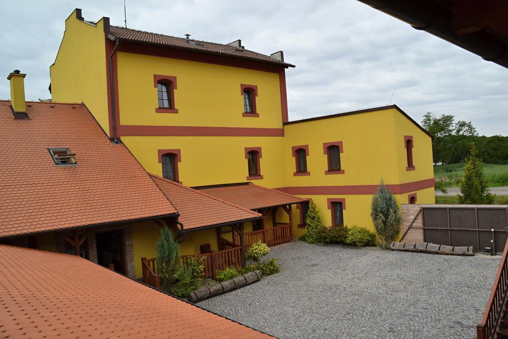 Penzion Mlýn Sedlec Exterior foto